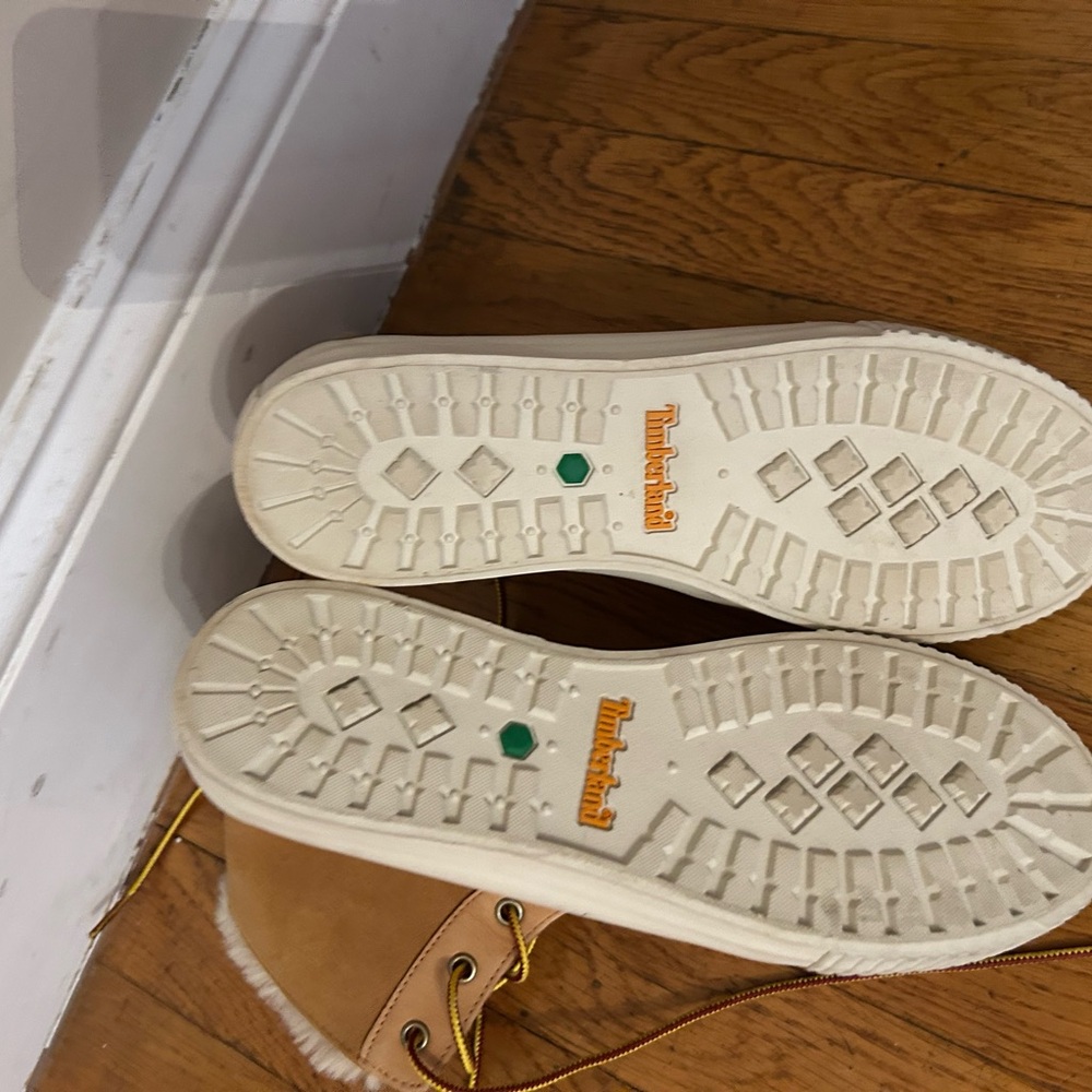 Timberland Tan Fur-Lined Winter Boots - Picture 4 of 5